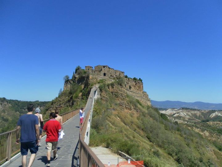 Prima di affrontare il ponte, un panino alla porchetta.